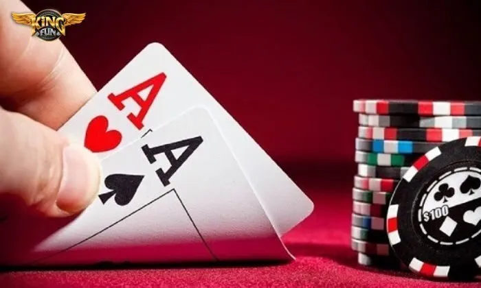 tá lả là gì Tập trung vào ván bài để đoán bài trong đối thủ